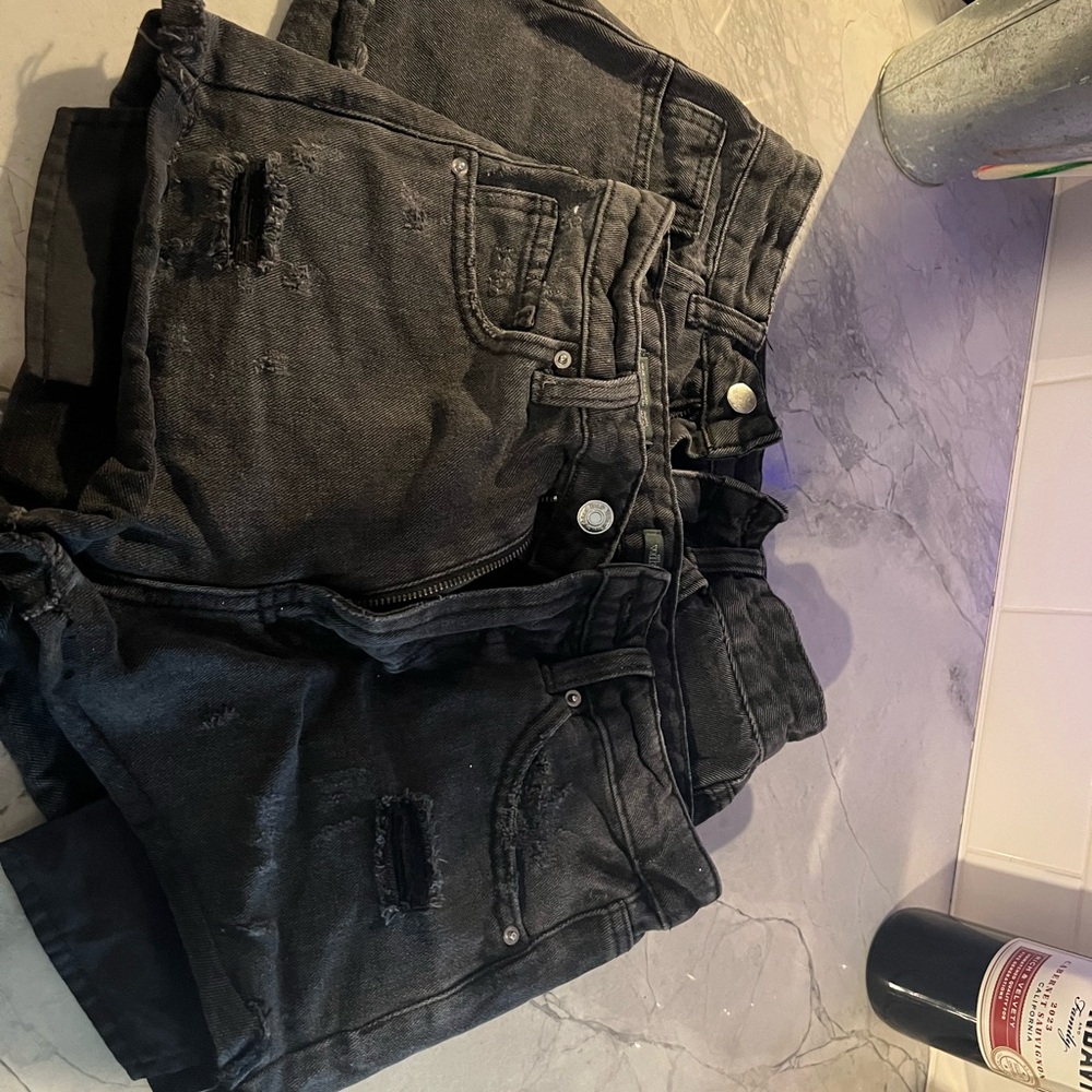 SHEIN Black Casual Denim Shorts